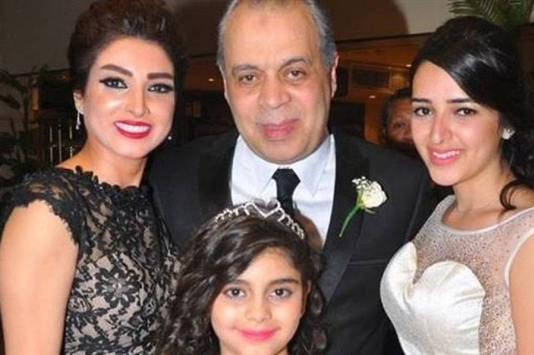 روجينا تعلن إصابة نجلتيها بكورونا.. والجمهور يسأل عنها وعن أشرف زكي