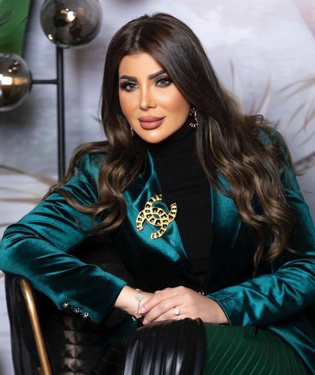 إلهام الفضالة تردّ بفيديو على منتقدي تأخرها بمساعدة العراقية مريم الركابي وتوضح الأمور