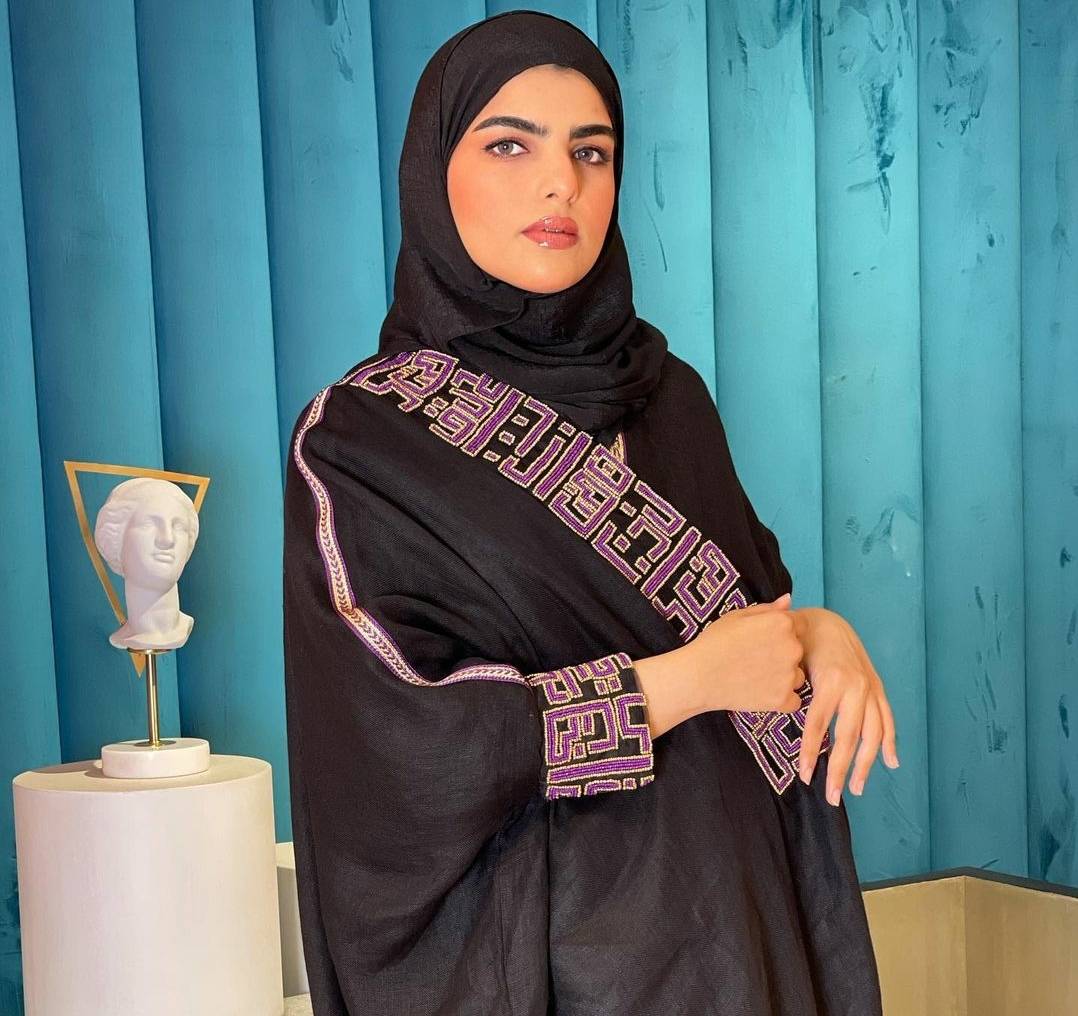 بالصور - سارة الودعاني تخضع لثلاث عمليات تجميل