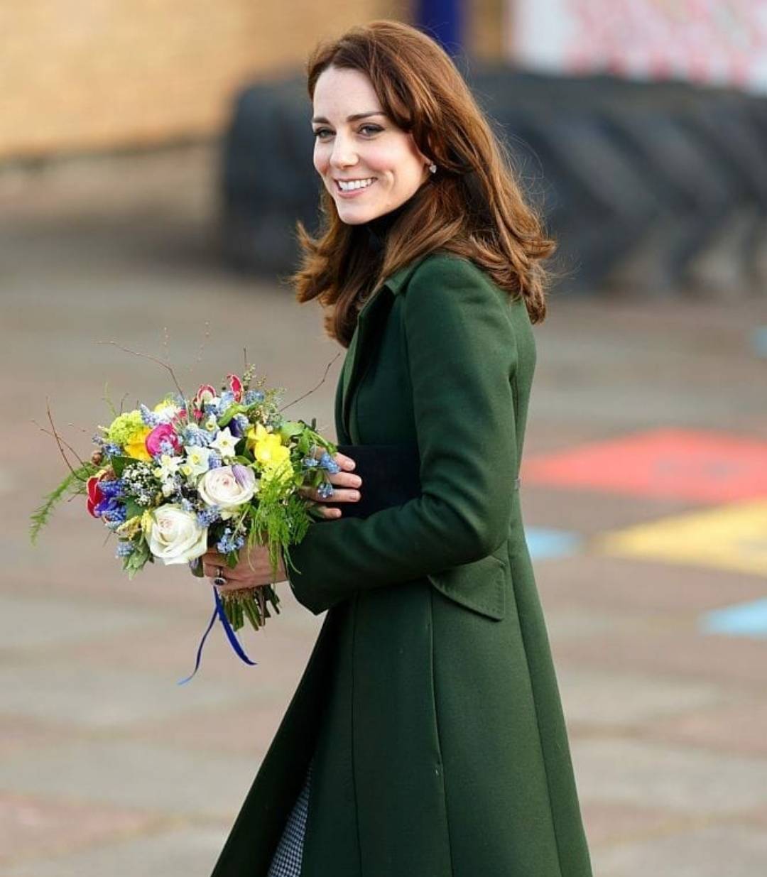 القصر الملكي يحتفل بميلاد كيت ميدلتون بـ3 صور بورتريه خاصة