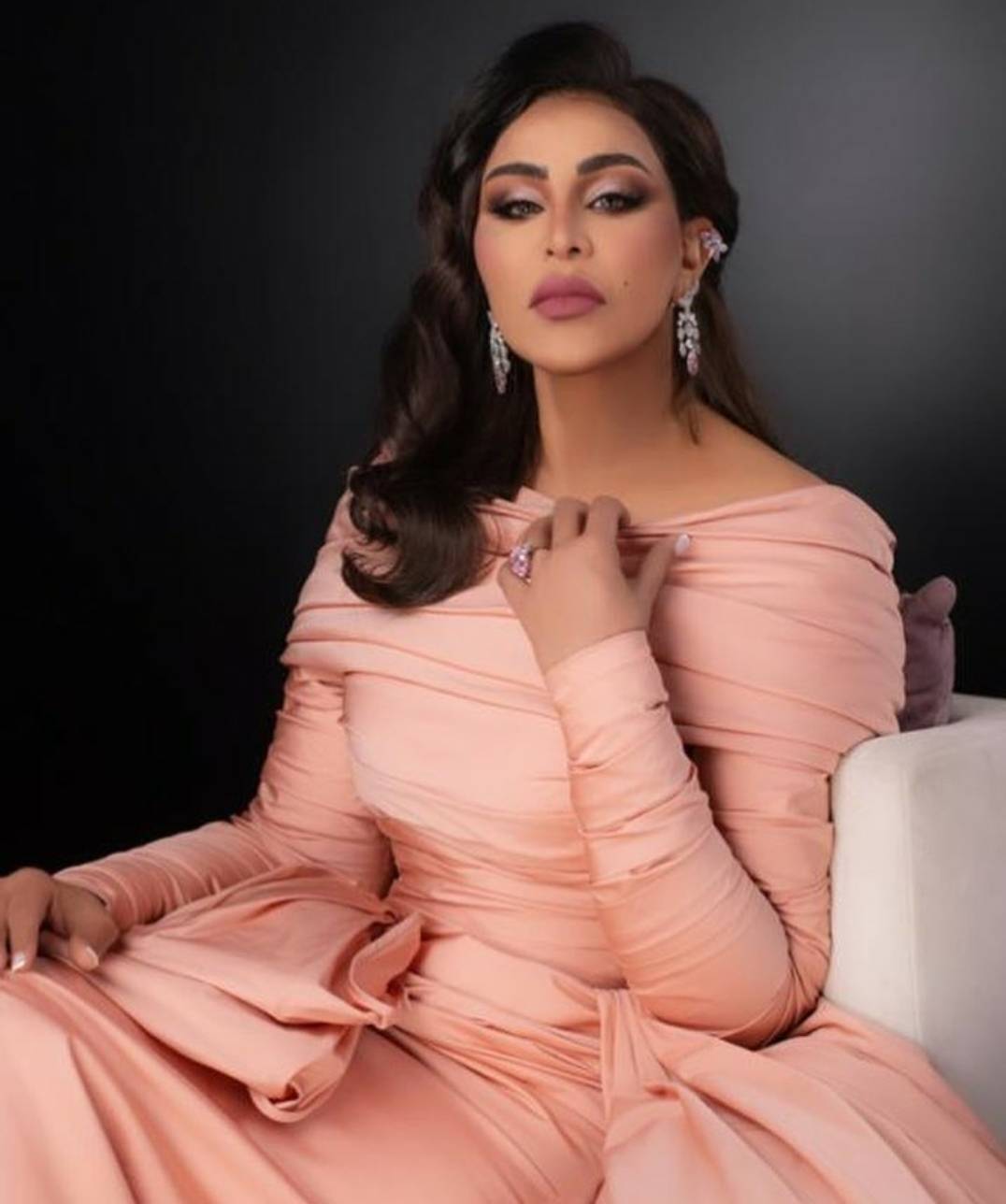 بالفيديو - أحلام تروي قصتها مع الحجر في الكويت ومنعها من السفر والقضية تتفاعل