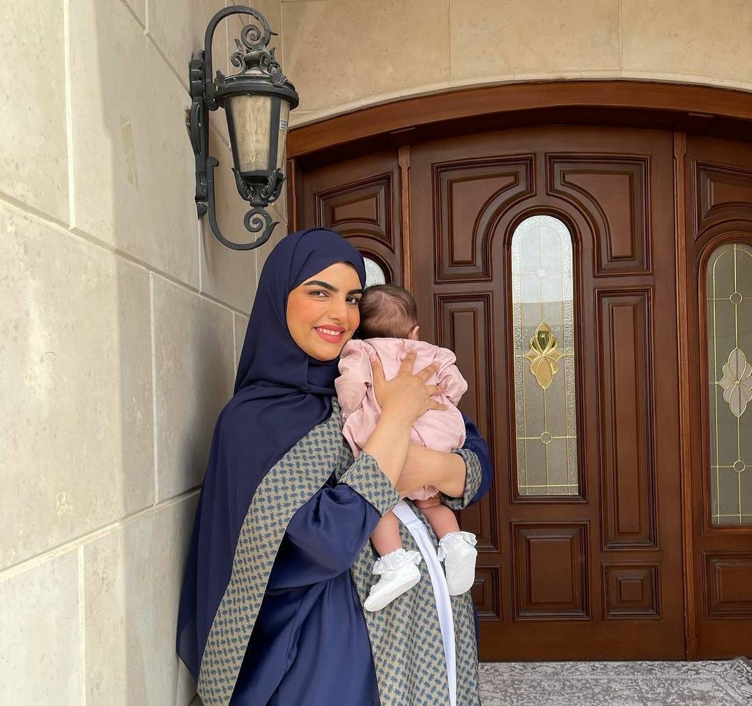 سارة الودعاني تردّ على منتقدي عمليات التجميل وتوضح الدافع