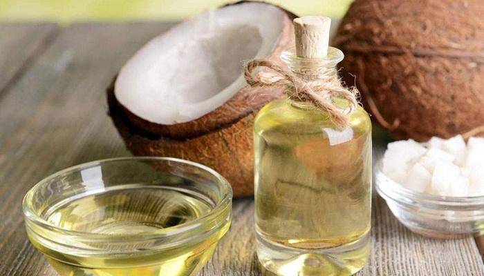 إحذري من أضرار زيت جوز الهند على شعرك