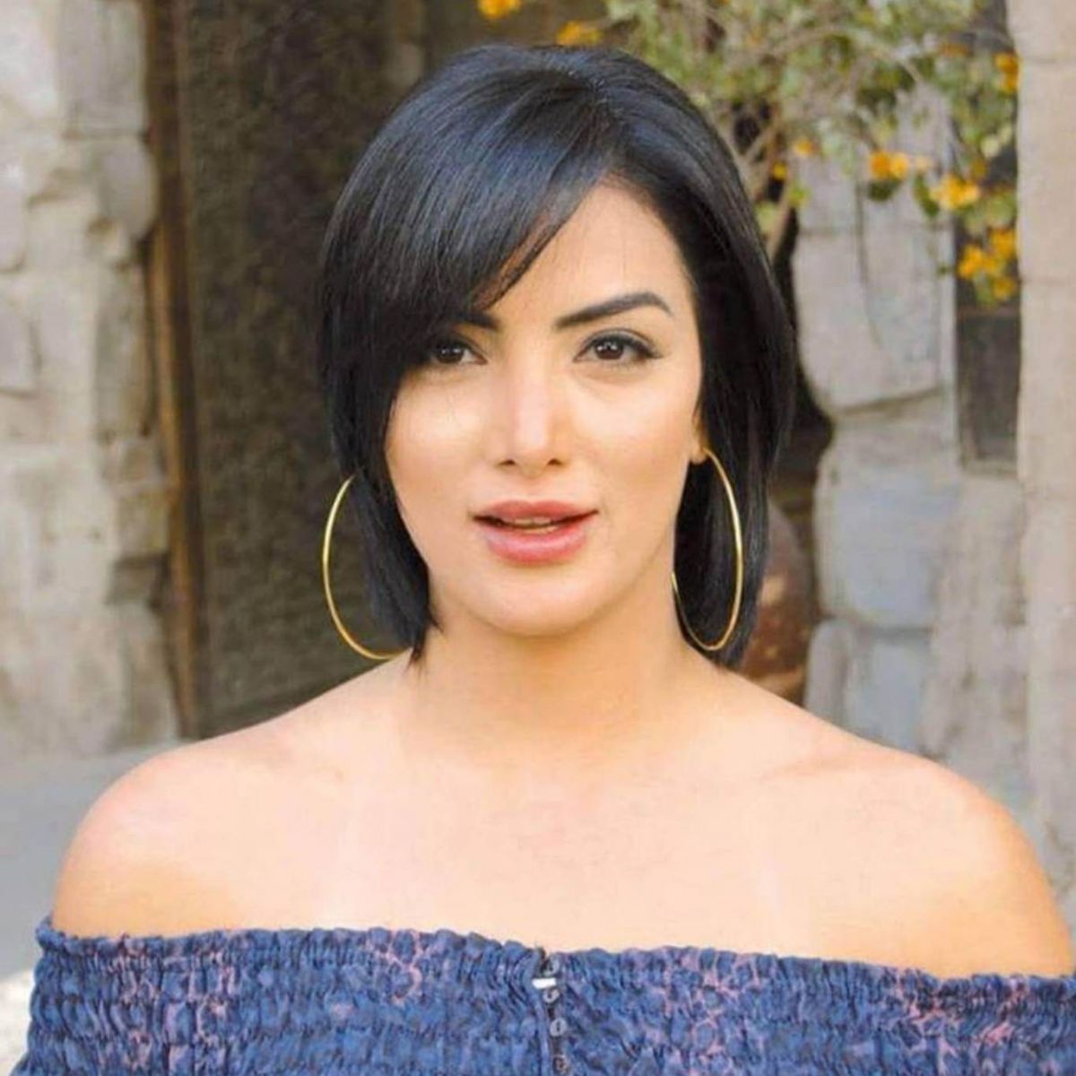 رسالة غامضة من حورية فرغلي تثير الجدل: 