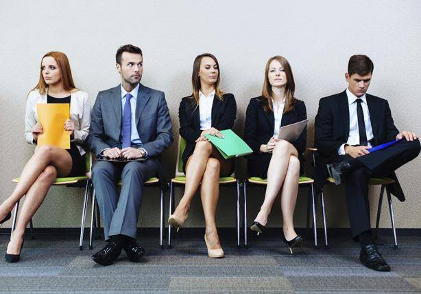 تجنّبي ارتداء هذه الألوان في مقابلة العمل