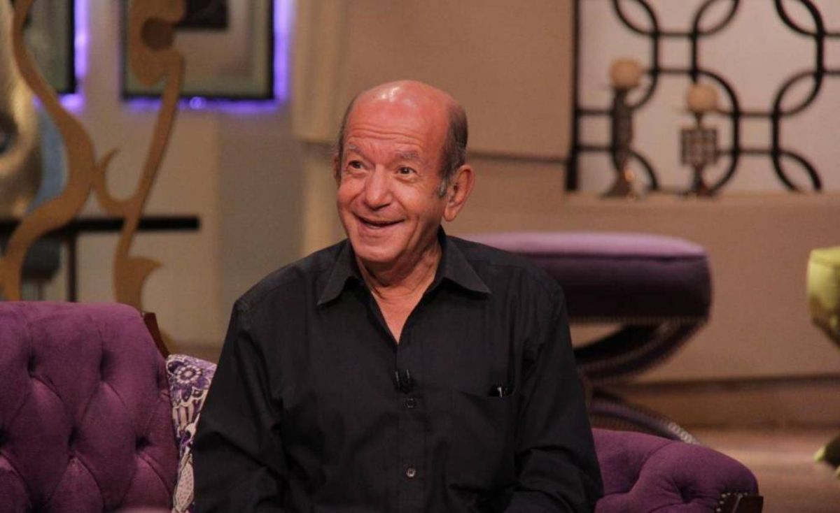 بالفيديو - بكاء لطفي لبيب على الهواء بعد تكريمه