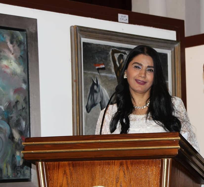 ممثلة تهاجم أشرف زكي: 