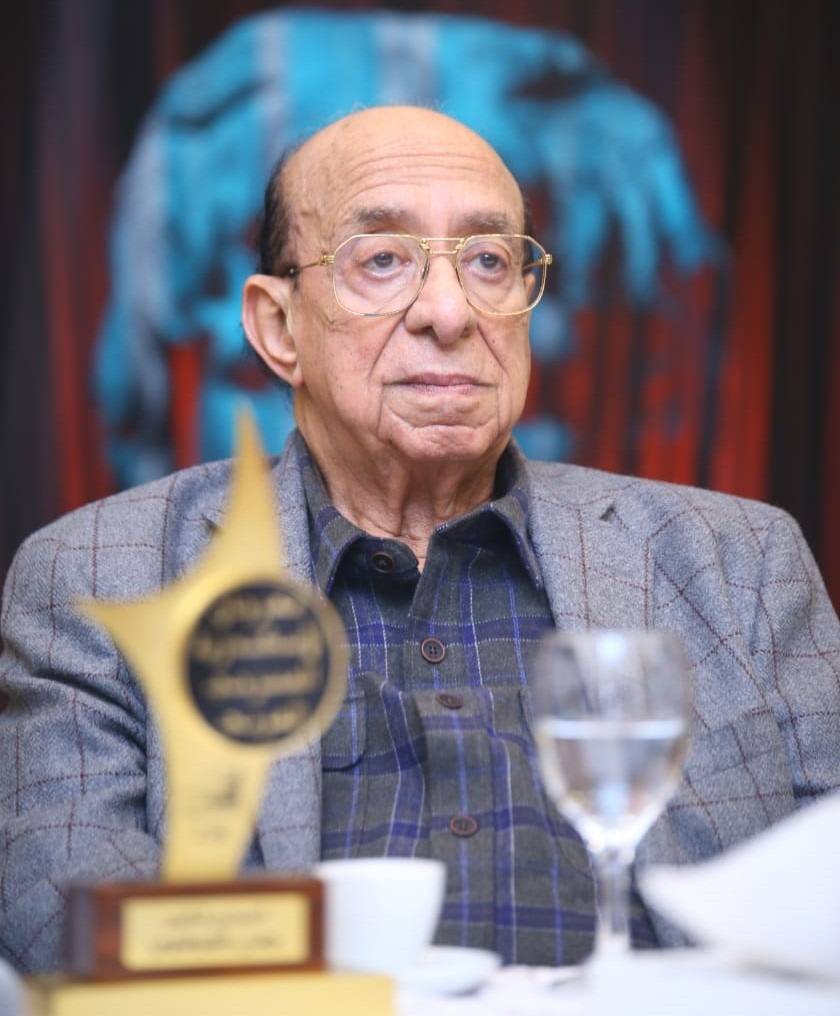 المخرج جلال الشرقاوي لا يزال في العناية المركزة... وحالته حرجة