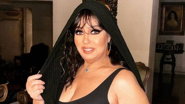 نصيحة غريبة من فيفي عبده للفتيات... والجمهور يتفاعل