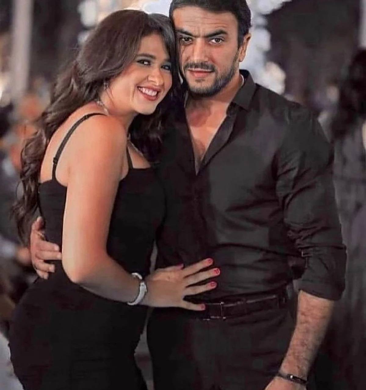 ياسمين عبد العزيز تعرض للمرة الأولى مراحل علاقتها بالعوضي... ومفاجأة منه تقلب السوشيال ميديا