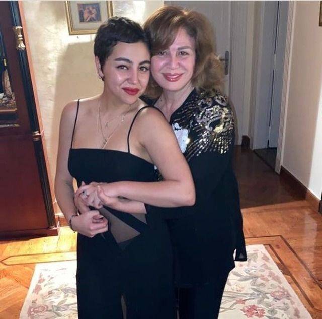 بالفيديو - إبنة شقيقة إلهام شاهين تتحدث عن أدوار الإغراء ودخول التمثيل بالواسطة