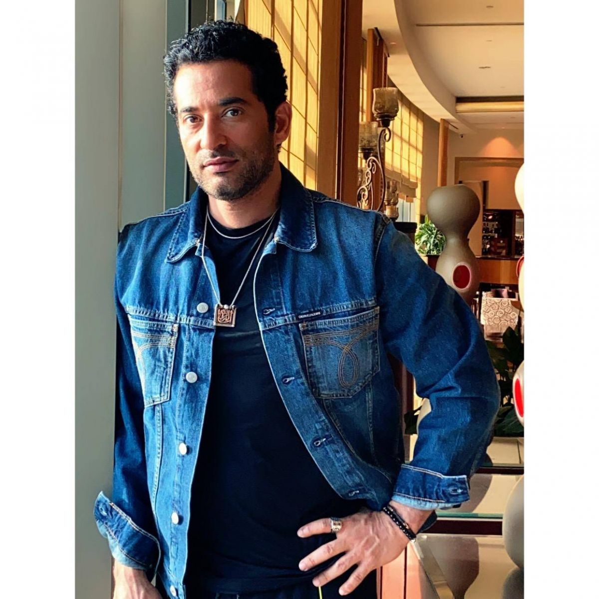 بالفيديو - تصريحات عمرو سعد عن المنصّات تثير غضب جمهور الفضائيات