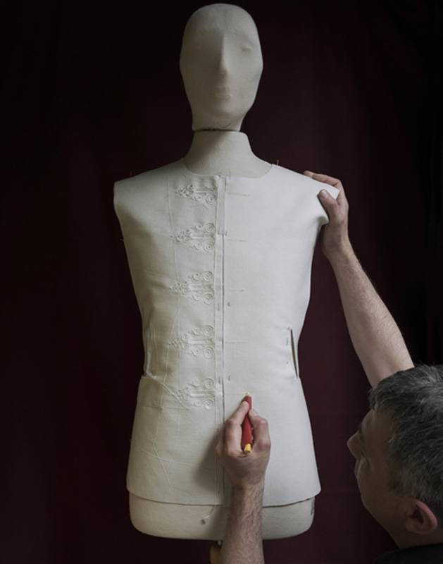 فيلم وثائقي حول The Greek Bar Jacket سترة 