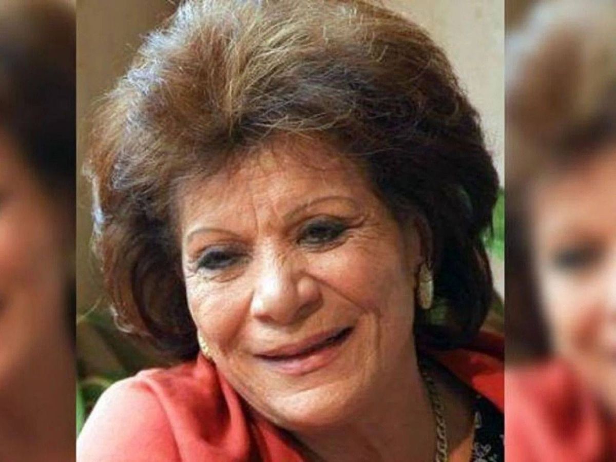 عاجل - وفاة الفنانة الكبيرة عايدة عبد العزيز بعد صراع طويل مع المرض