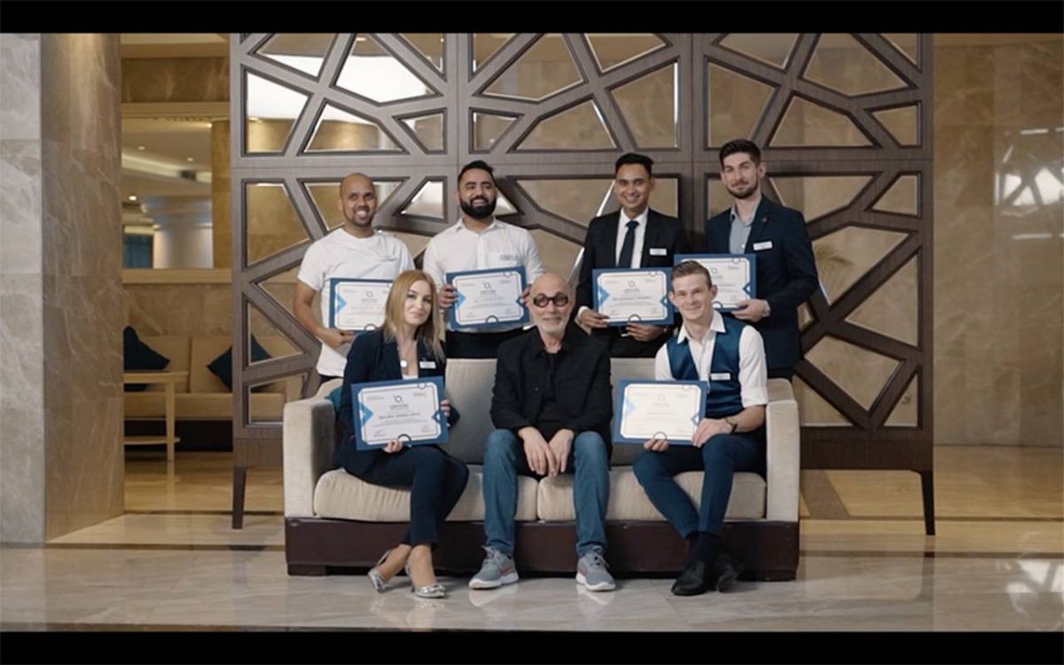 هيلتون تطلق برنامجا مبتكراً في الإمارات لتدريب أعضاء فريقها على التصوير الفوتوغرافي