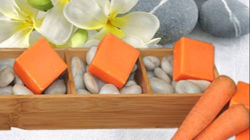 إصنعي الصابون بالجزر في المنزل للعناية بالبشرة