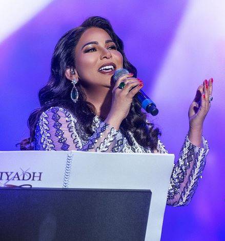 بالفيديو - نوال الكويتية بنحافة لافتة وتكشف تفاصيل أزمتها الصحية