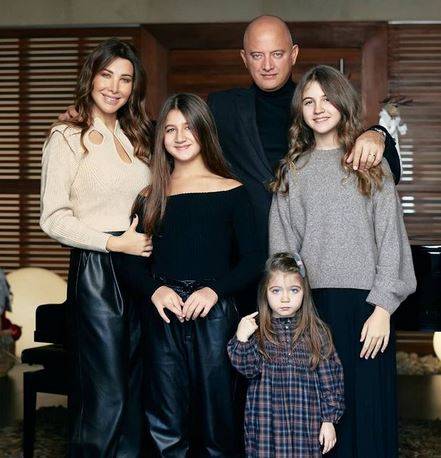 بالصور - نانسي عجرم تحتفل بميلاد ابنتها الصغرى... باتت نسخة عنها