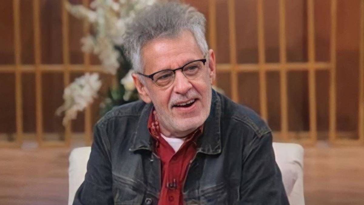 زكي فطين عبد الوهاب في العناية المركزة نتيجة إصابته بسرطان في المخ