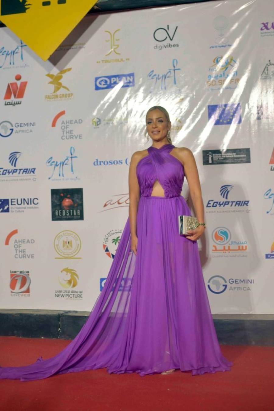 ريم البارودي في موقف محرج بختام 