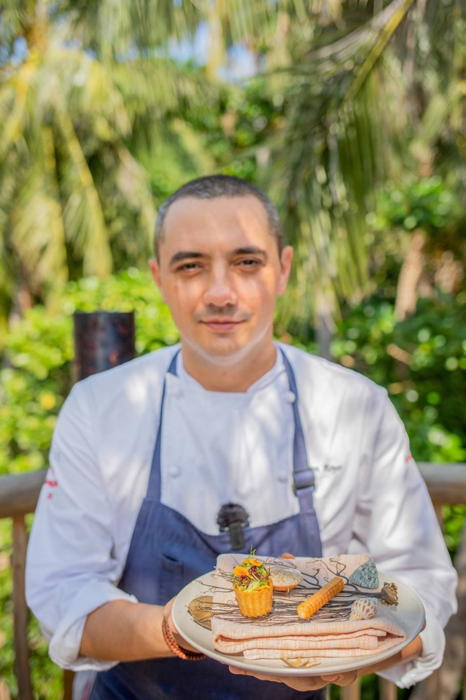 شراكة بين منتجع سونيفا فوشي والشيف الفرنسي جوليان روير