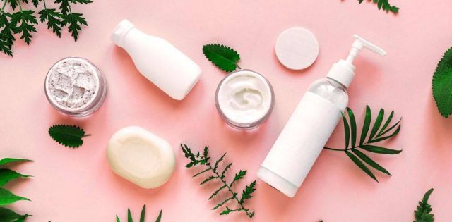 خطوات ضرورية في الصباح للعناية بالبشرة