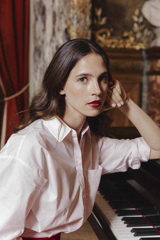 أحمر الشفاه الجديد واللمّاع Phyto-Rouge Shine من Sisley