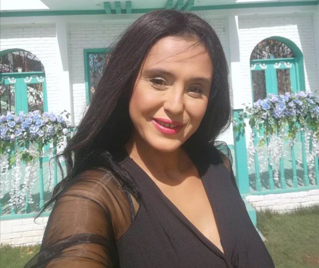 بعد انتقادها بسبب افتتاحها مطعماً.. رشا العدل: عائلتي لم تعترض على عملي