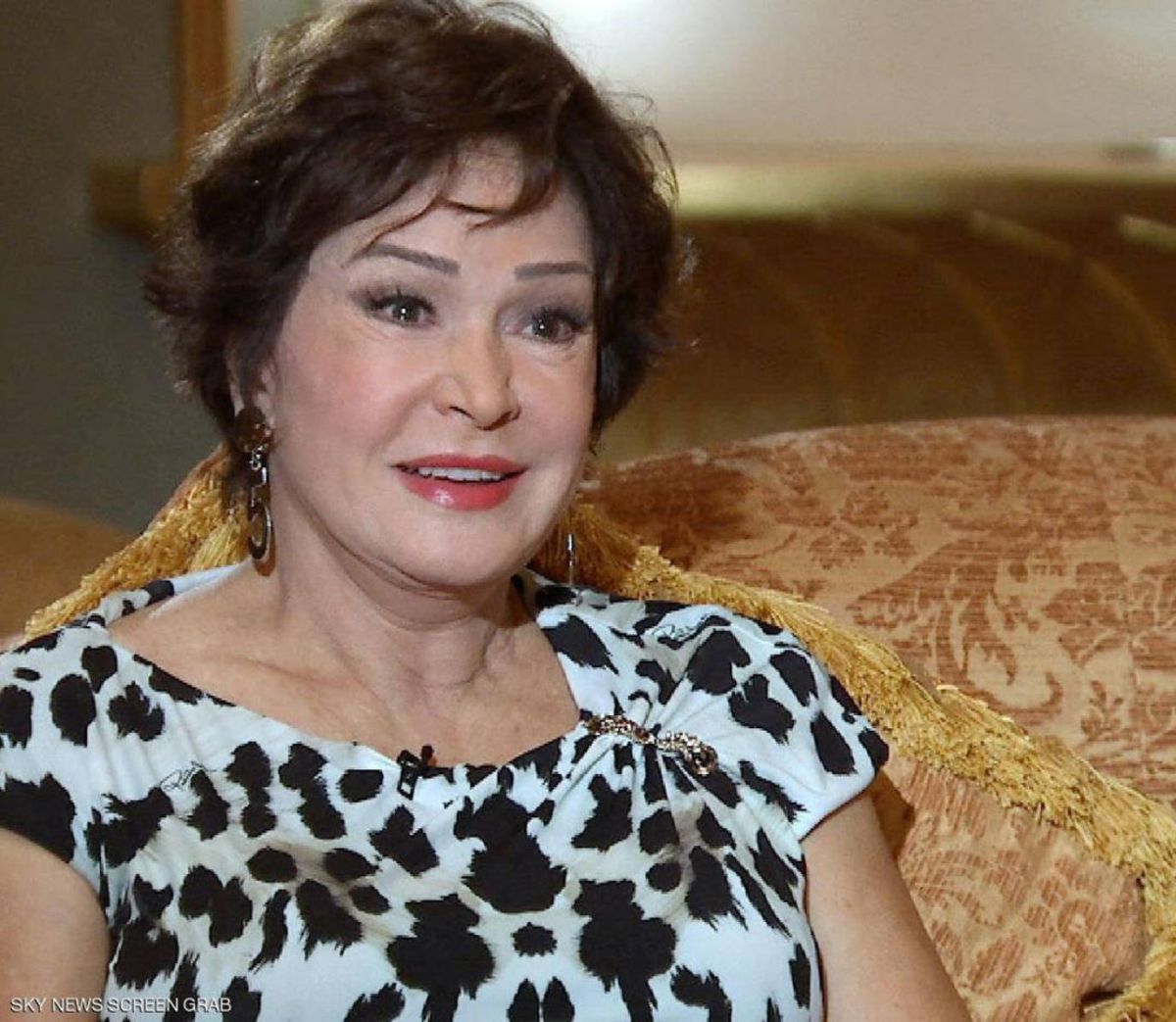 بالفيديو - لبلبة تقلّد نبيلة عبيد بعفوية... والأخيرة تعلّق