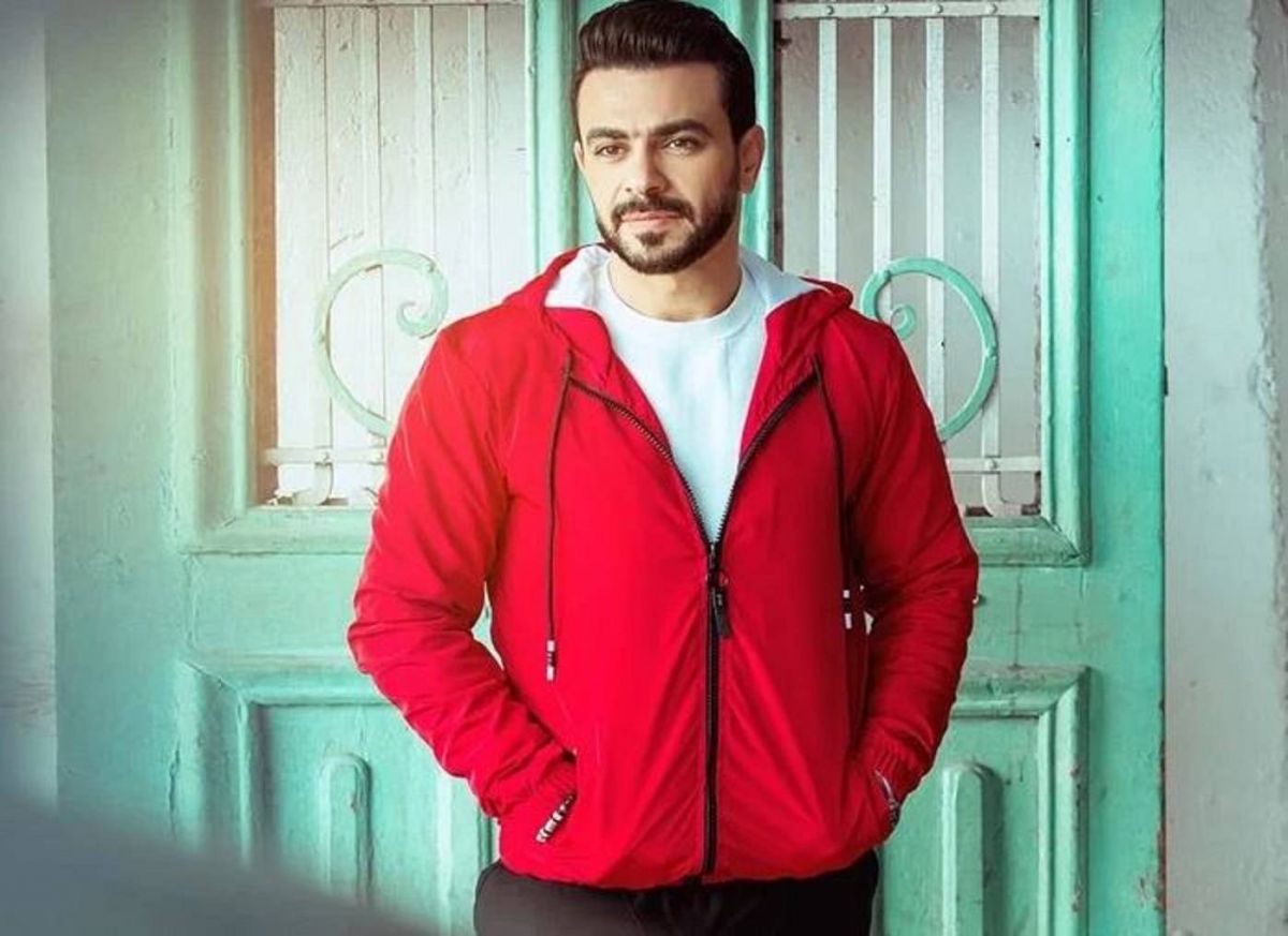 بالفيديو - كريم الحسيني يكشف سبب بيعه المشروبات