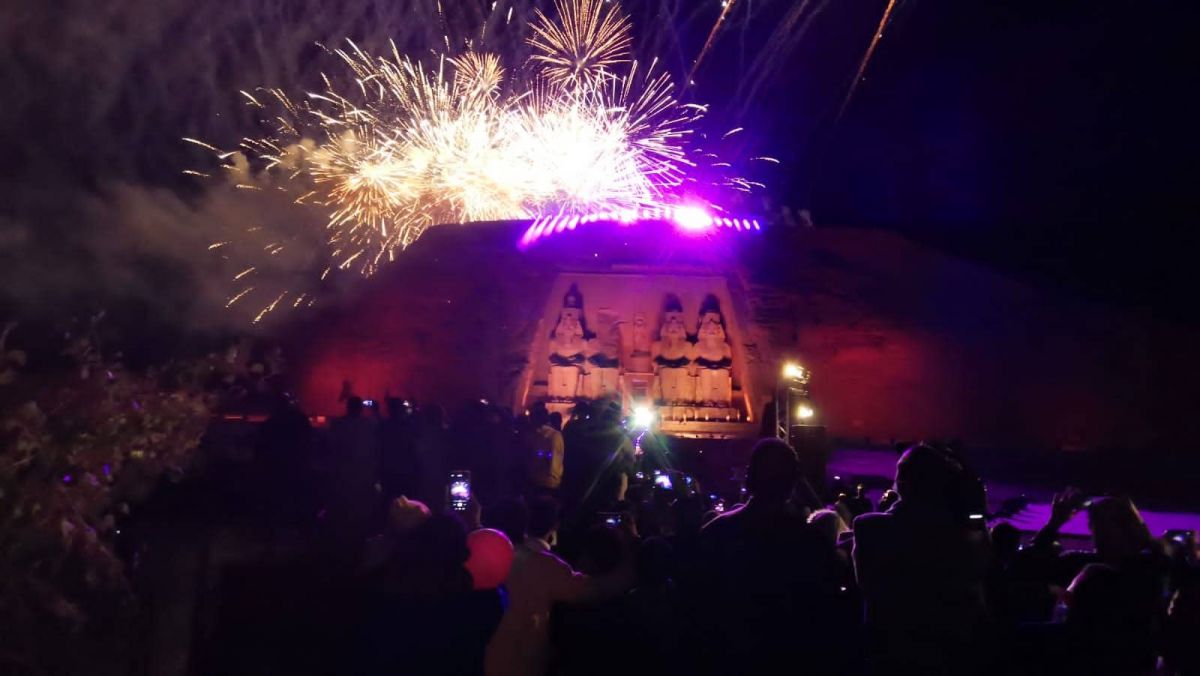 أحمد عصام في احتفالية تعامد الشمس في معبد أبو سمبل