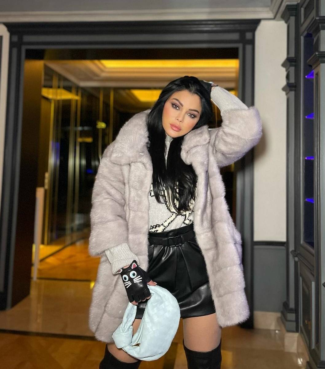 بالصور - هيفاء وهبي تستعرض جمالها وديكور منزلها الفخم