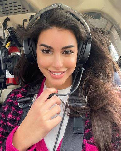 ياسمين صبري تثير الجدل بصورة عائلتها والجمهور يعلق