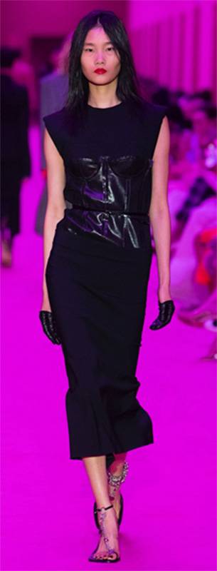 موضة الخريف والشتاء ٢٠٢٢ من SPORTMAX مباشرة من عروض ميلانو