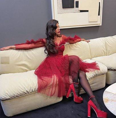 بالصور - نساء عربيات يتألقن في عروض أسبوع ميلانو للموضة