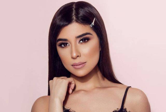 زينة مكي تصدم الجمهور بصور عمودها الفقري