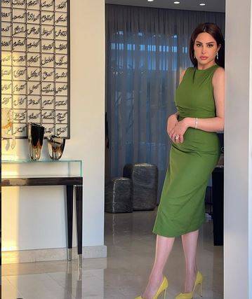 بالفيديو - فوز الفهد تستعرض طريقة زوجها الرومانسية في دعمها