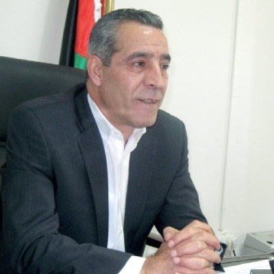 حسين الشيخ: وزير الشؤون المدنية في السلطة الفلسطينية من المعتقل إلى الوزارة