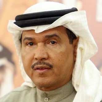 خالد يضيء قصر فنان العرب