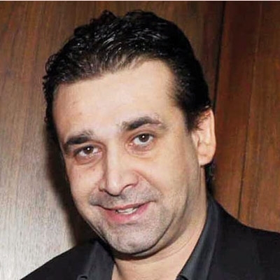 كريم عبد العزيز: لا علاقة لمسلسلي بفيلم أحمد زكي