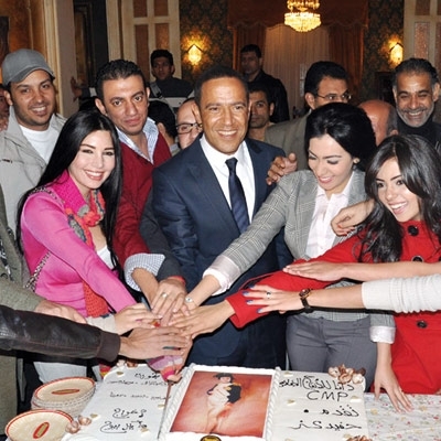 أشرف عبد الباقي يحتفل بـ'الحفيد'