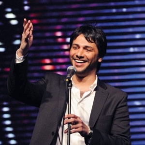 منصور زايد: لا أرضى بمقارنتي بحسين الجسمي