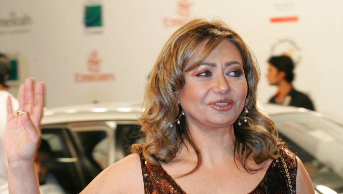 بالفيديو - ليلى علوي في أول ظهور لها بعد إصابتها في كف يدها