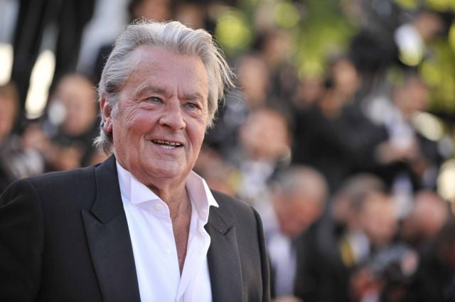 نهاية صادمة... النجم آلان ديلون يختار 