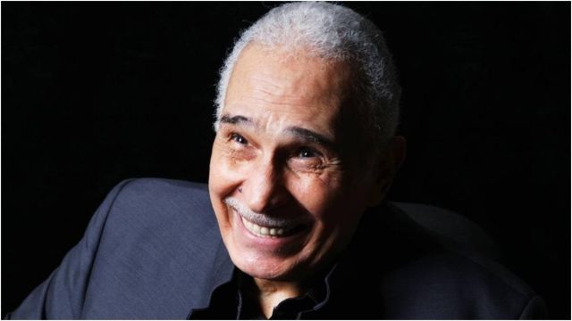 بالفيديو - نجل عبد الرحمن أبو زهرة يوضح سبب تدهور حالته الصحية... وإهمال المستشفى