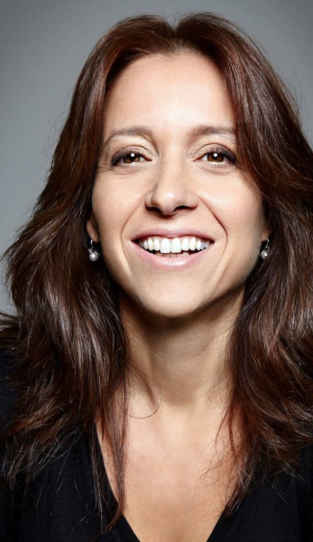 STEFANIA VALENTI BIO