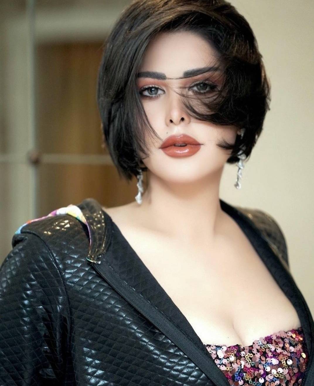 بالفيديو - شمس الكويتية تثير الجدل بنصيحة غريبة للفتيات