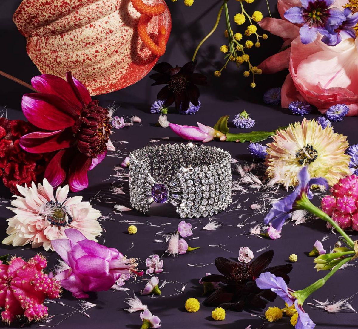 علامة .Tiffany & Co تطلق مجموعة BOTANICA من تشكيلة Blue Book 2022