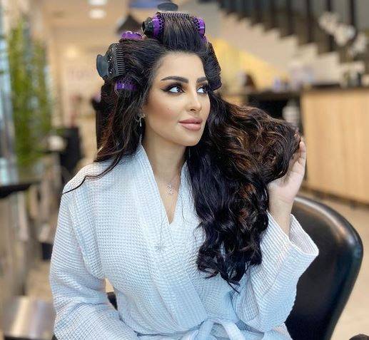 بالفيديو - رقص المهرة البحرينية في حفل خاص يعرضها للإنتقاد القاسي