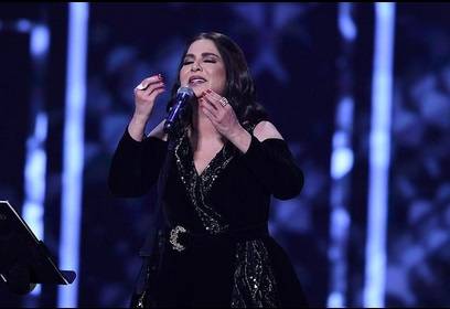 نوال الكويتية تتعرض لهجوم مزعج بسبب ملابسها وإنتقاد لصوتها